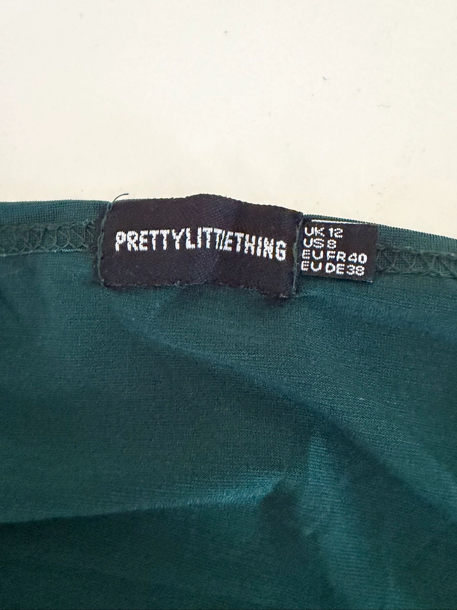 Top cropped verde limão PrettyLittleThing Tamanho 40 – photo 3